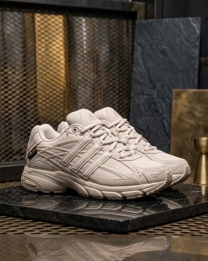 США! Жіночі кросівки Adidas Adistar Cushion GORE-TEX Cordura IG6928 Оригінал! 37.5-38.5 — фото 3