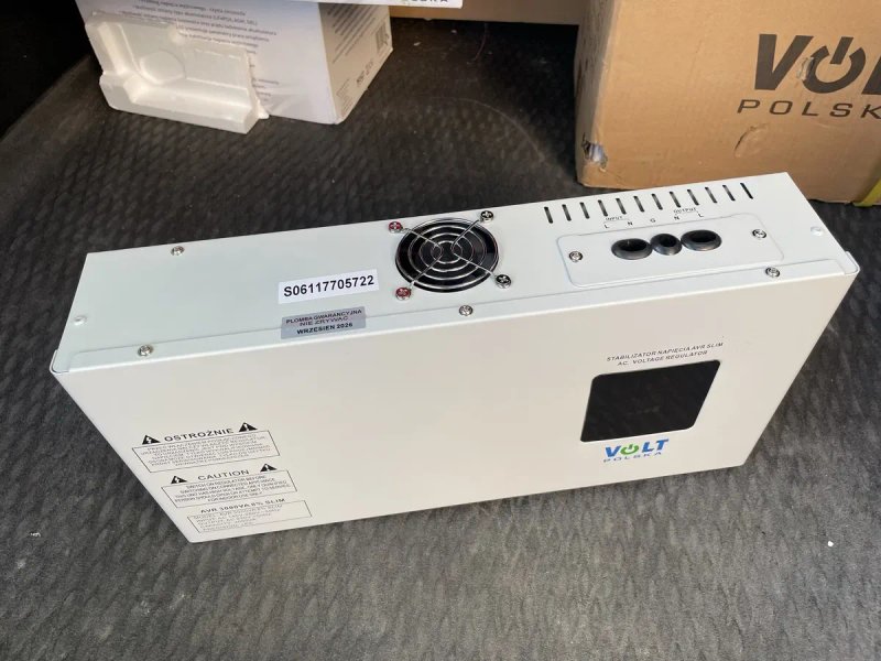 Стабілізатор Volt Polska AVR 3000VA SLIM 3000 Вт — фото 2