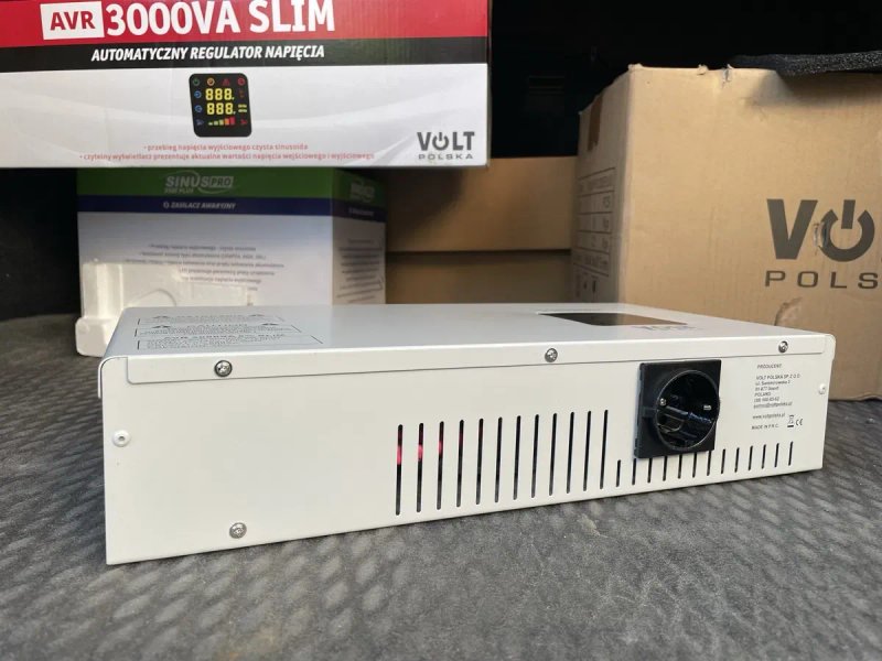 Стабілізатор Volt Polska AVR 3000VA SLIM 3000 Вт — фото 7