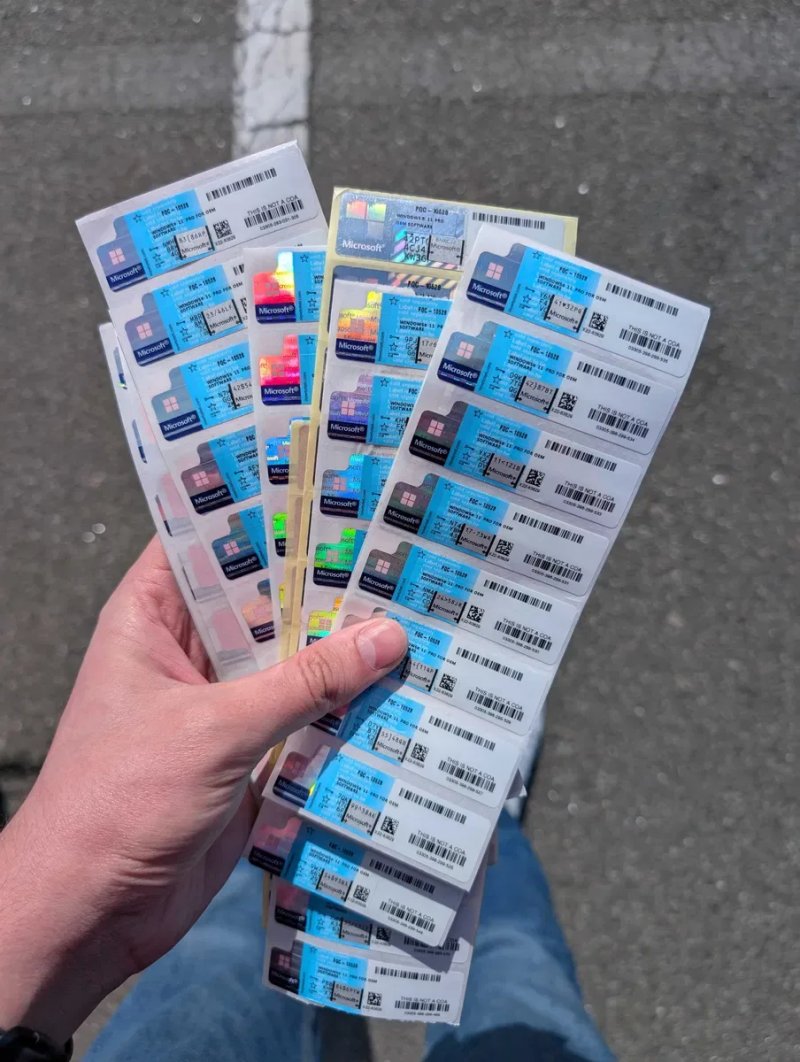 Стікер Windows 11 PRO OEM Stickers Ключ Наклейка Виндовс 10 / 11 Про — фото 2