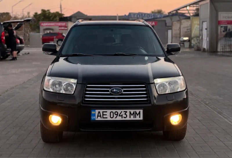 Subaru Forester 2.0 Автомат Полный Привод — фото 3