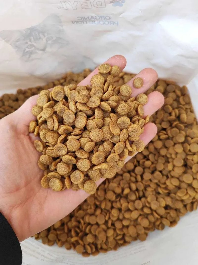 Сухий корм Cats Fish & Chicken (курка+ риба) для котів 10 к — фото 5