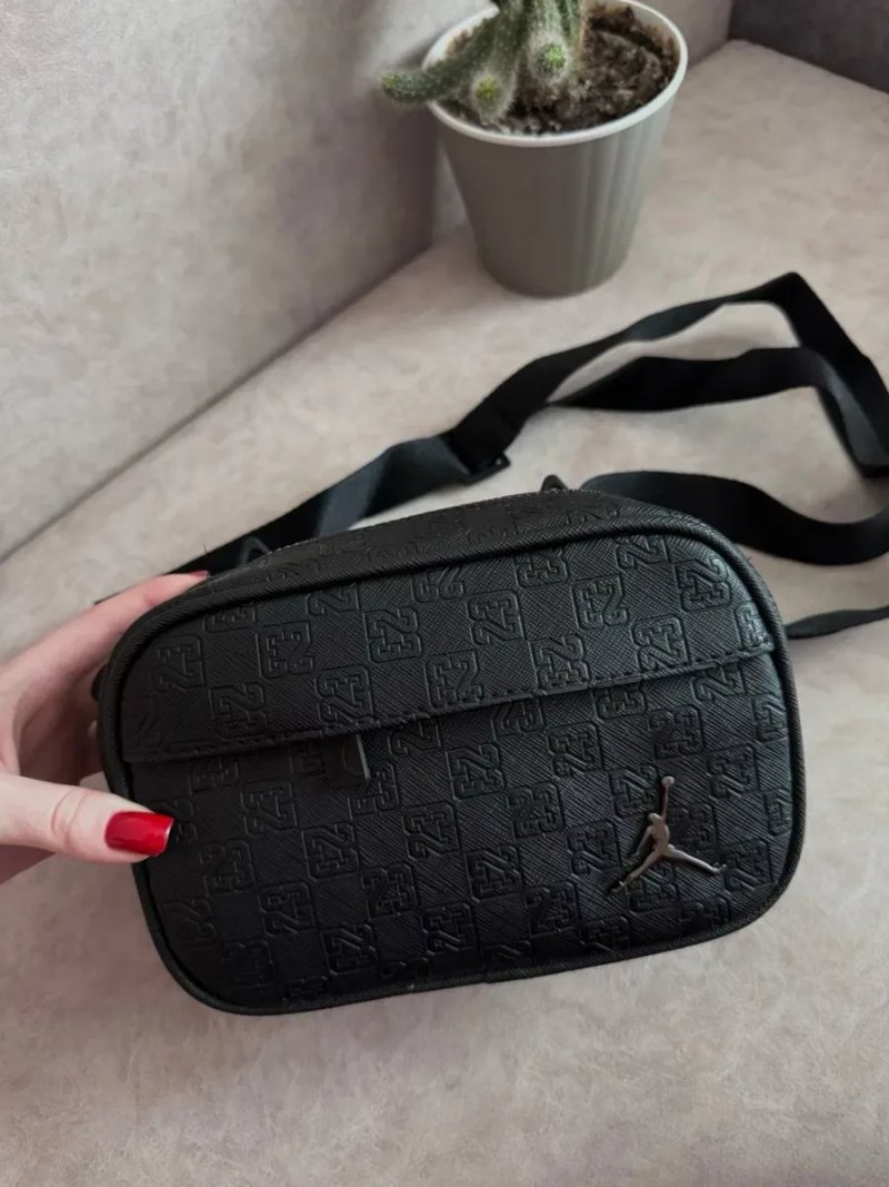 Сумка Air Jordan Monogram Crossbody | Nike, найк, джордан месенджер — фото 3