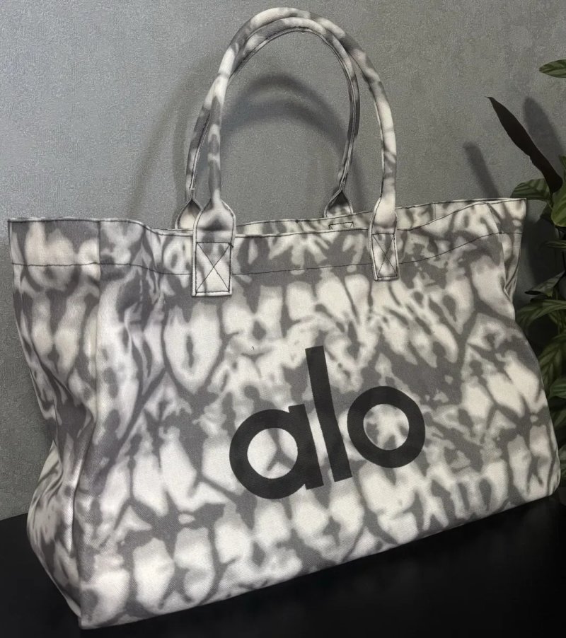 Сумка Alo Yoga  Спортивна  Tie Dye Canvas  ‼️ЗНИЖКА‼️ шопер  Ало Йога — фото 4