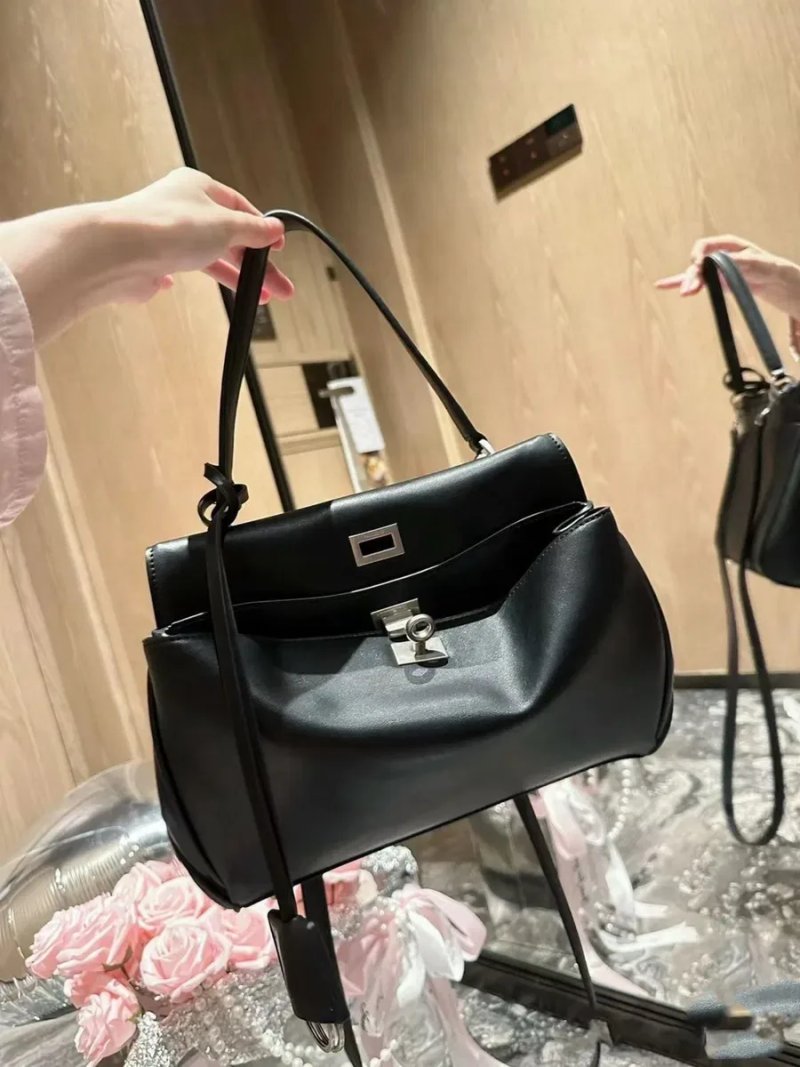 сумка balenciaga rodeo — фото 5