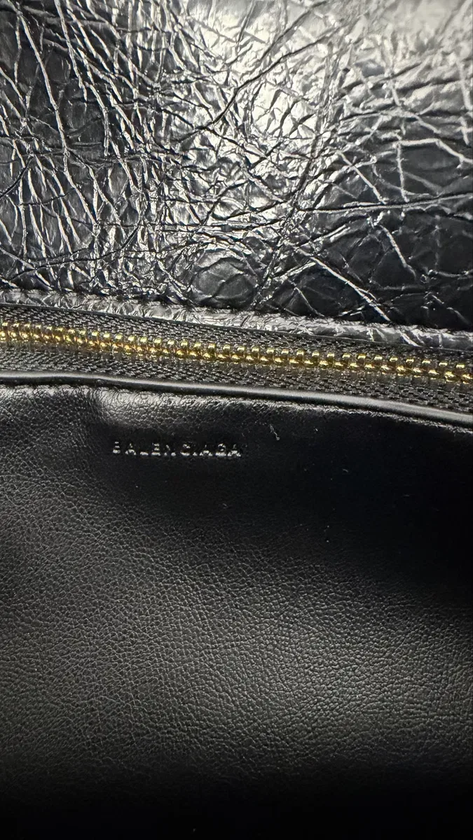 Сумка Balenciaga Rodeo Shoulder Bag — фото 4