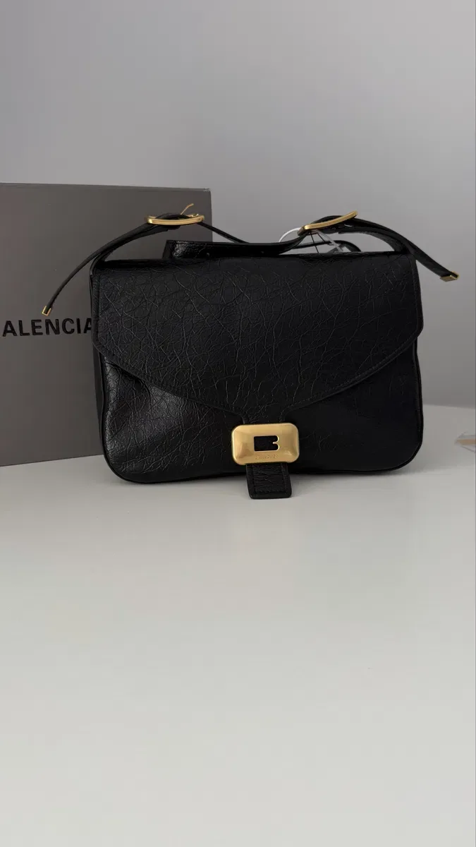 Сумка Balenciaga Rodeo Shoulder Bag — фото 6
