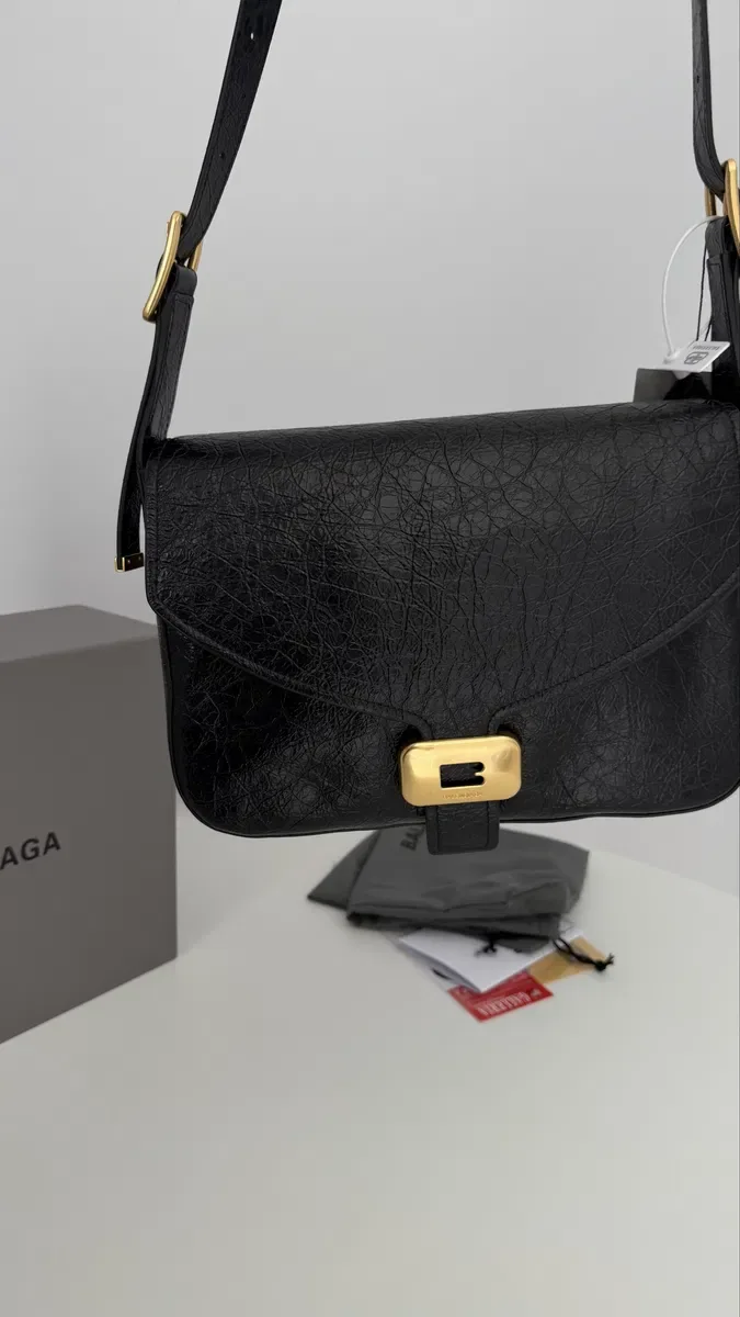 Сумка Balenciaga Rodeo Shoulder Bag — фото 7
