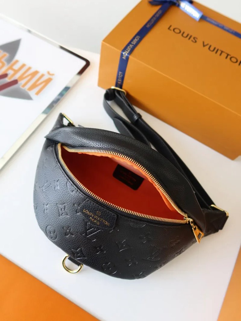 Сумка бананка чоловіча жіноча чорна Louis Vuitton bumbag black натуральна шкіра шкіряна мужская женская кожаная черная сумочка на пояс  луи витон LV — фото 7