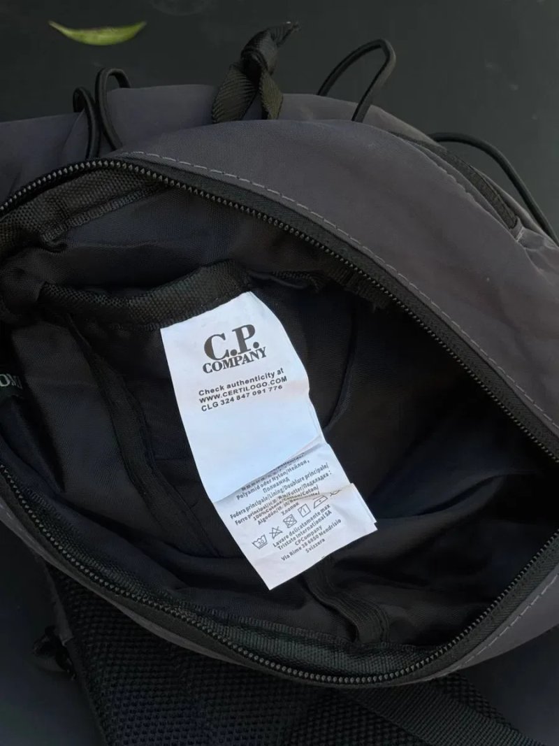 Сумка C.P. Company слинг мужской черный спортивный сумка через плечо Cp Company барсетка Сп Компани | Сумка чоловіча Сипи Компани сіра слинг C.P. — фото 5