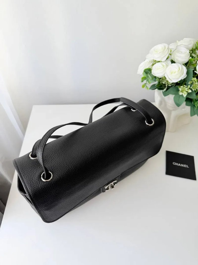 Сумка Chanel Maxi 32 — фото 3