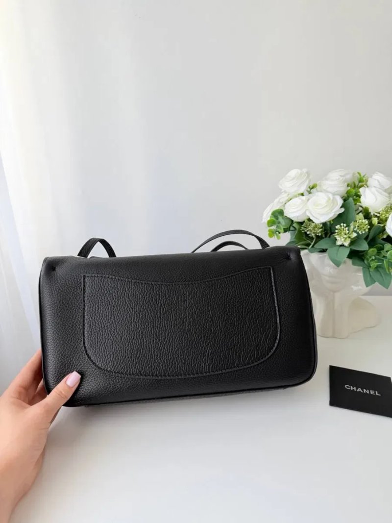 Сумка Chanel Maxi 32 — фото 4