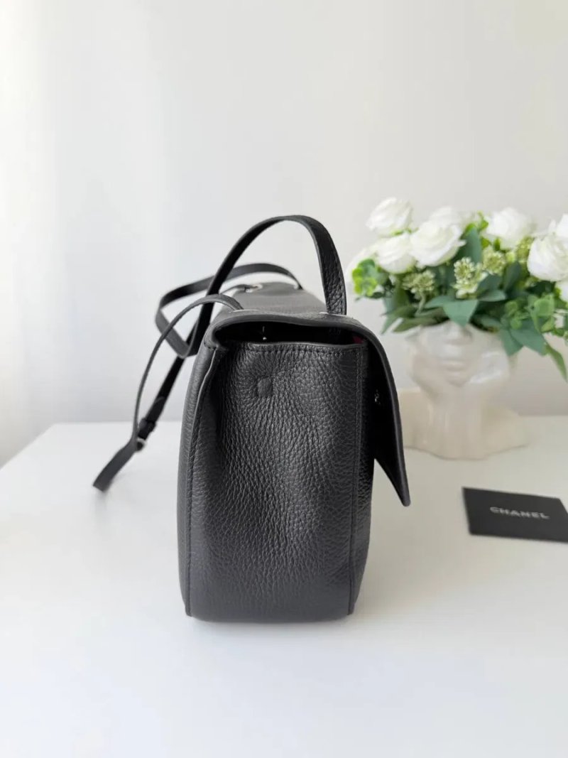 Сумка Chanel Maxi 32 — фото 5