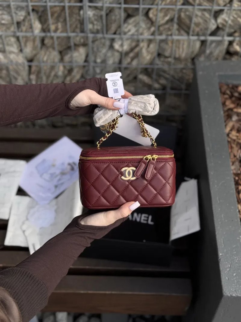Сумка Chanel vanity бордова, косметичка — фото 2