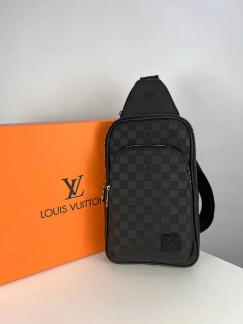 Сумка через плече чоловіча / Сумка мужская слинг ТОП LV / Louis Vuitton