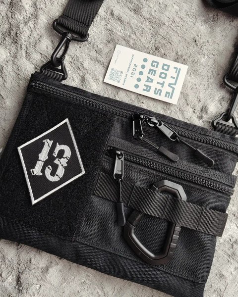 Сумка через плече для патчів cordura кросбоді з липучкою полем панелью шевронов velcro пласка на плечо urban tactical городская тактическая унісекс
