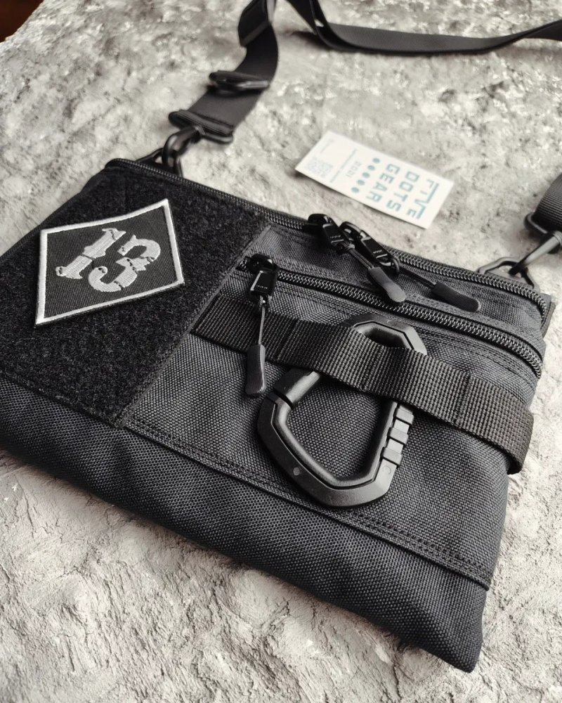 Сумка через плече для патчів cordura кросбоді з липучкою полем панелью шевронов velcro пласка  на плечо urban tactical городская тактическая унісекс — фото 6