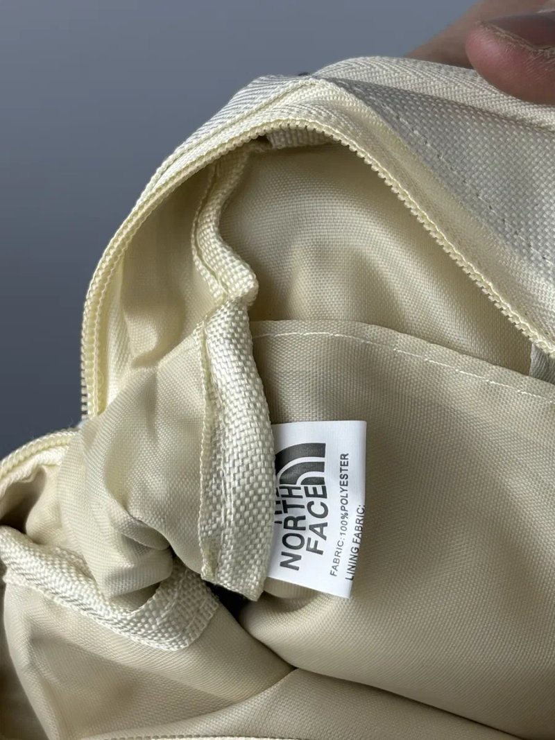 Сумка через плече The North Face у 2-ох кольорах(Чорний, Білий). — фото 6