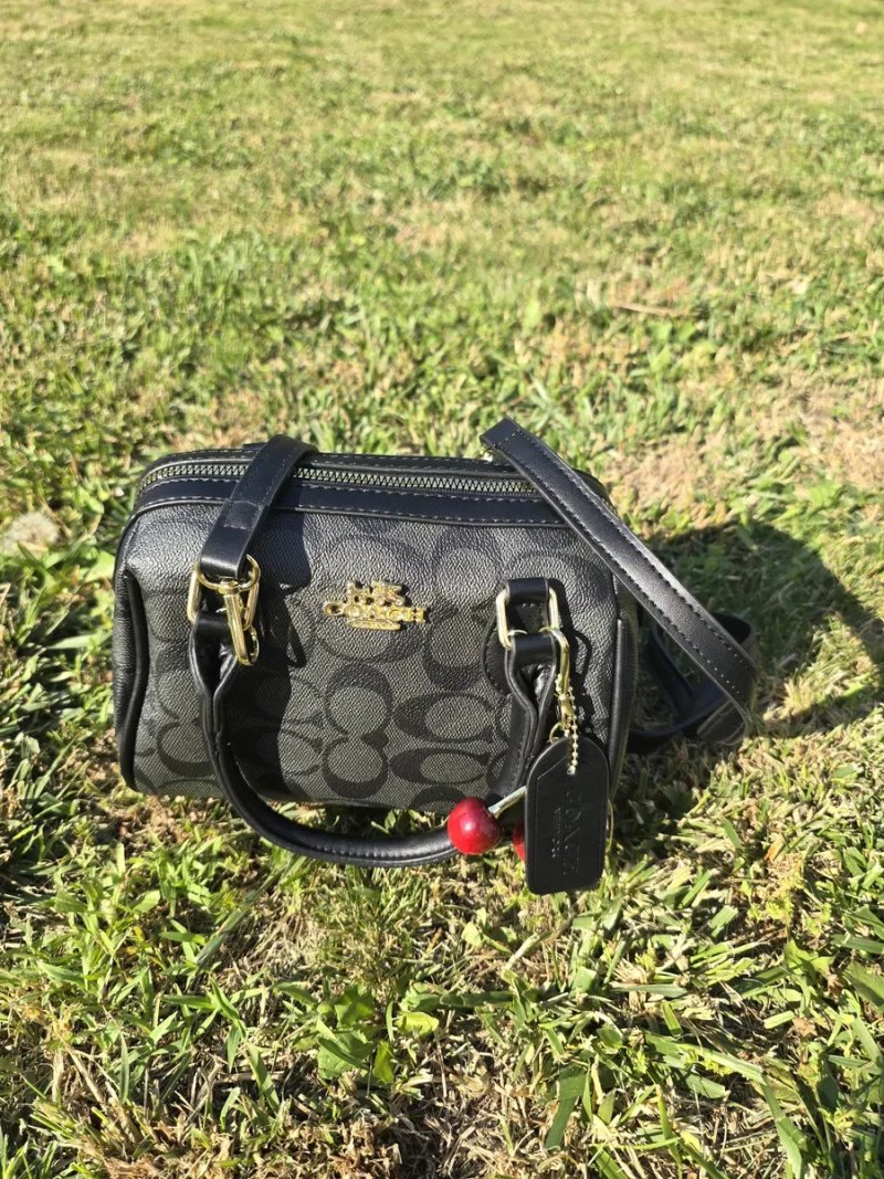 Сумка Coach Teri Mini Crossbody Bag With Cherry Print  коач тері — фото 5