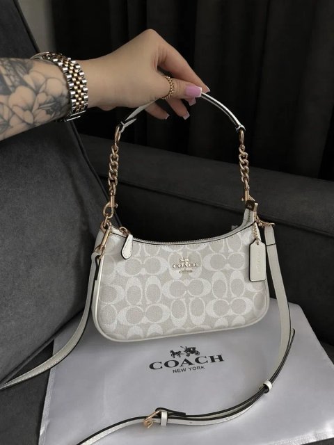 Сумка Coach Teri Shoulder Bag, коуч, коач біла