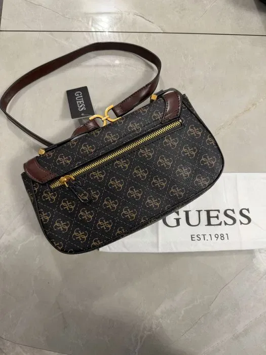 Сумка Guess кроссбоді — фото 7
