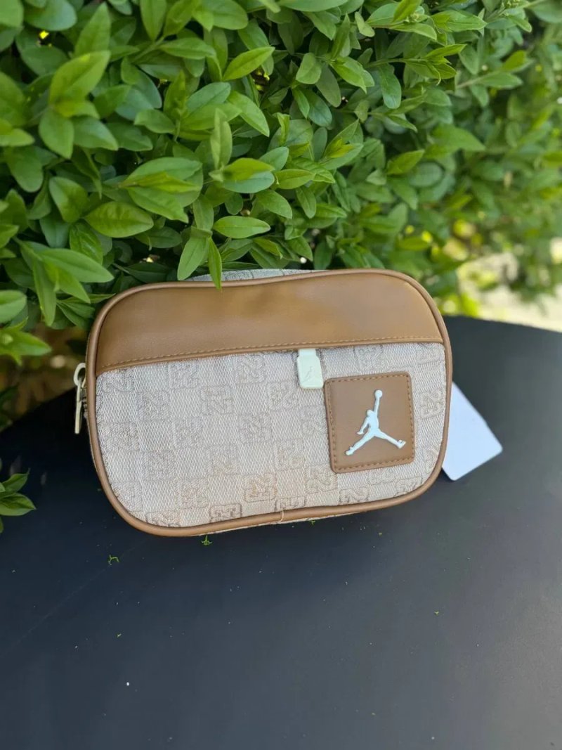 Сумка Jordan monogram через плечо черная сумка кожаная джордан мужская барсетка через плечо Джордан | Сумка шкіряна чоловіча Jordan чорна — фото 5