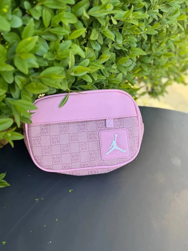 Сумка Jordan monogram через плечо черная сумка кожаная джордан мужская барсетка через плечо Джордан | Сумка шкіряна чоловіча Jordan чорна — фото 8