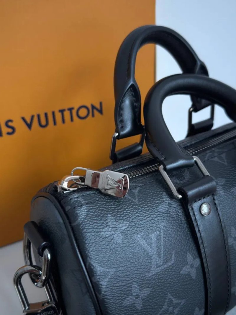 Сумка Louis Vuitton Keepall Bandouliere 25 люкс — фото 6