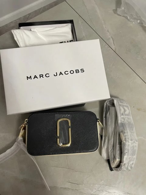 Сумка Marc Jabobs Snapshot camera bag