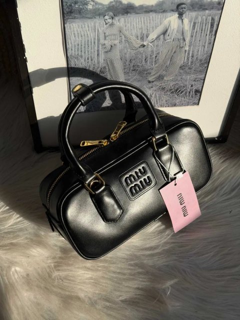 Сумка Miu Miu Arcadie Leather Bag Premium чорна Миу миу жіноча шкіряна