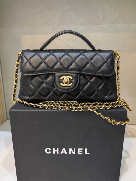 Сумка шанель Chanel ‼️Преміум якість‼️ трапеція, внизу довжина 24 см вверх 21 см кожаная сумочка