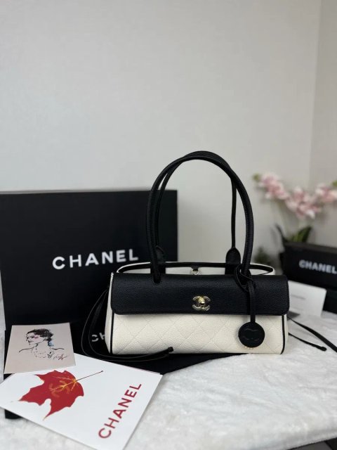 Сумка шанель | Сумка Chanel Urban Essential East West Small AS6288 31 см чорно-біла