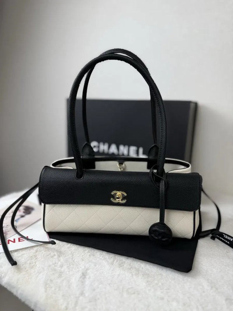 Сумка шанель | Сумка Chanel Urban Essential East West Small AS6288 31 см чорно-біла — фото 2