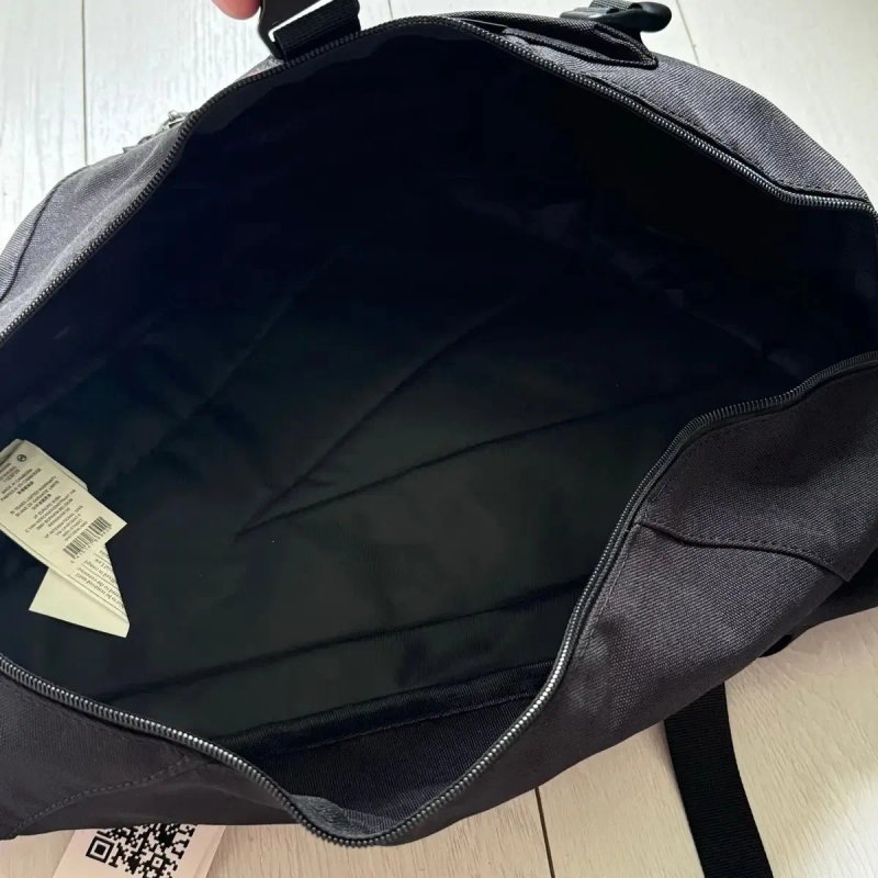 Сумка-слінг через плече Eastpak Sling 008 Black 15.5L,чорна — фото 7