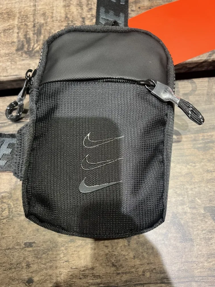 Сумка сумочка месенджер nike mini bag барсетка найк маленька міні чорн — фото 3