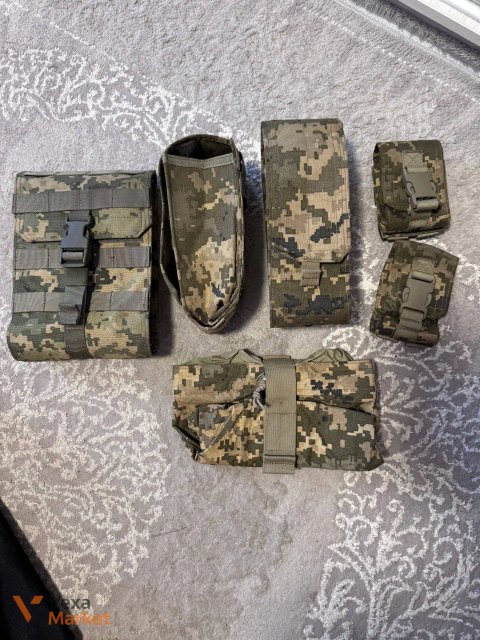 Комплект військового спорядження: балістичні окуляри ESS, маска Smith Optics та підсумки піксель