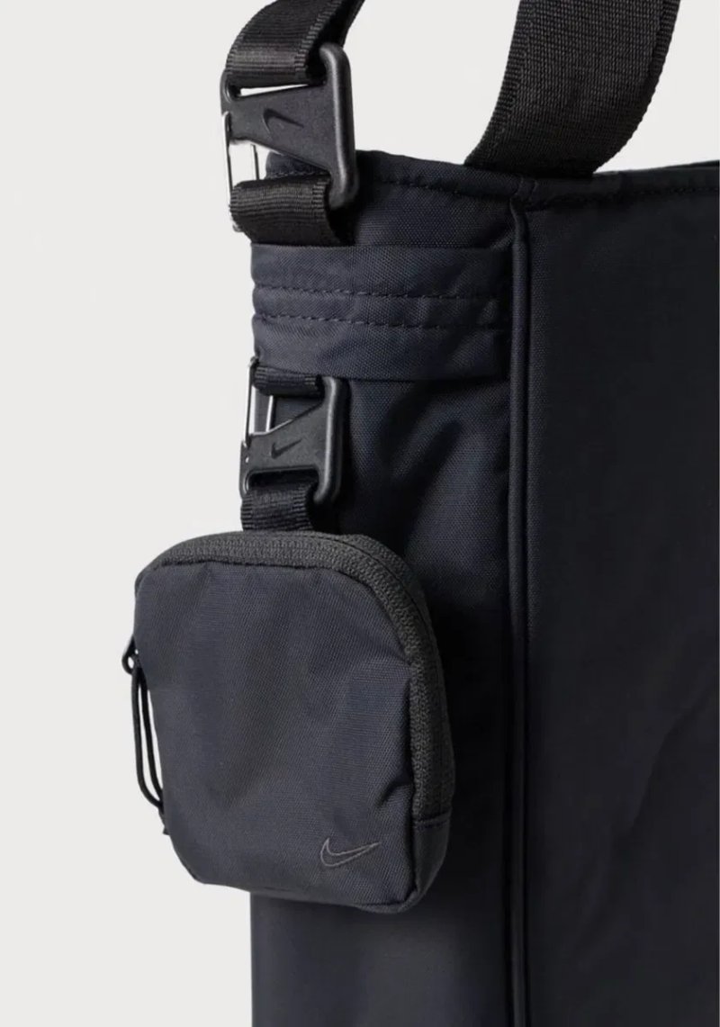 Сумка унисекс Nike Nsw Commute Tote Black оригінал FZ6130-011 — фото 5