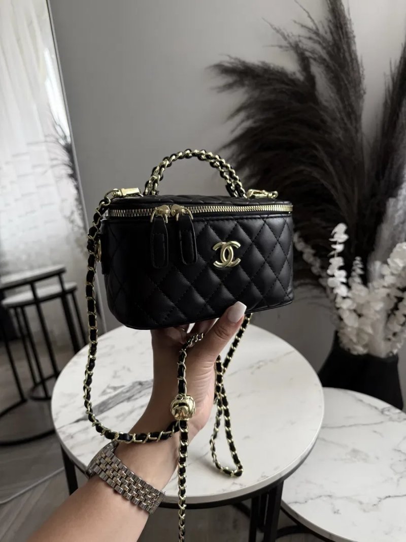 Сумка в стилі шанель chanel, популярна модна міні сумочка бочонок — фото 3