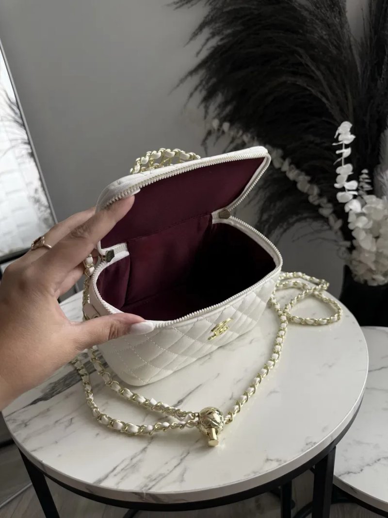 Сумка в стилі шанель chanel, популярна модна міні сумочка бочонок — фото 6
