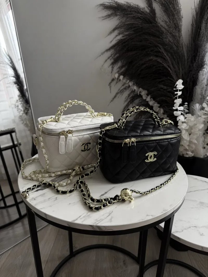 Сумка в стилі шанель chanel, популярна модна міні сумочка бочонок — фото 7