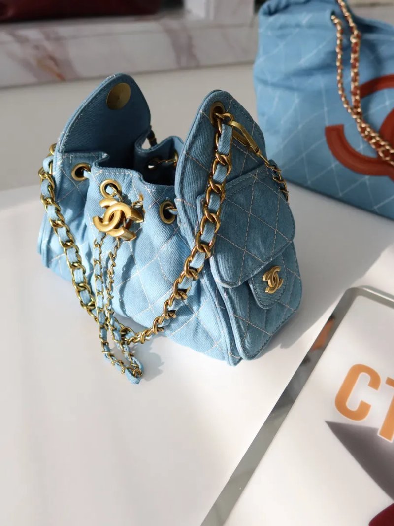 Сумка жіноча джинсова денім блакитна Chanel 25 Hobo Bag сумочка стильна тренд 2026 шанель женская мини купити сумку — фото 3
