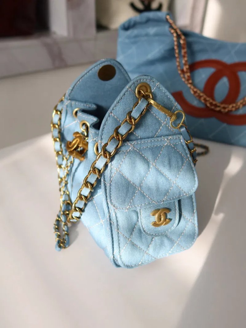 Сумка жіноча джинсова денім блакитна Chanel 25 Hobo Bag сумочка стильна тренд 2026 шанель женская мини купити сумку — фото 8