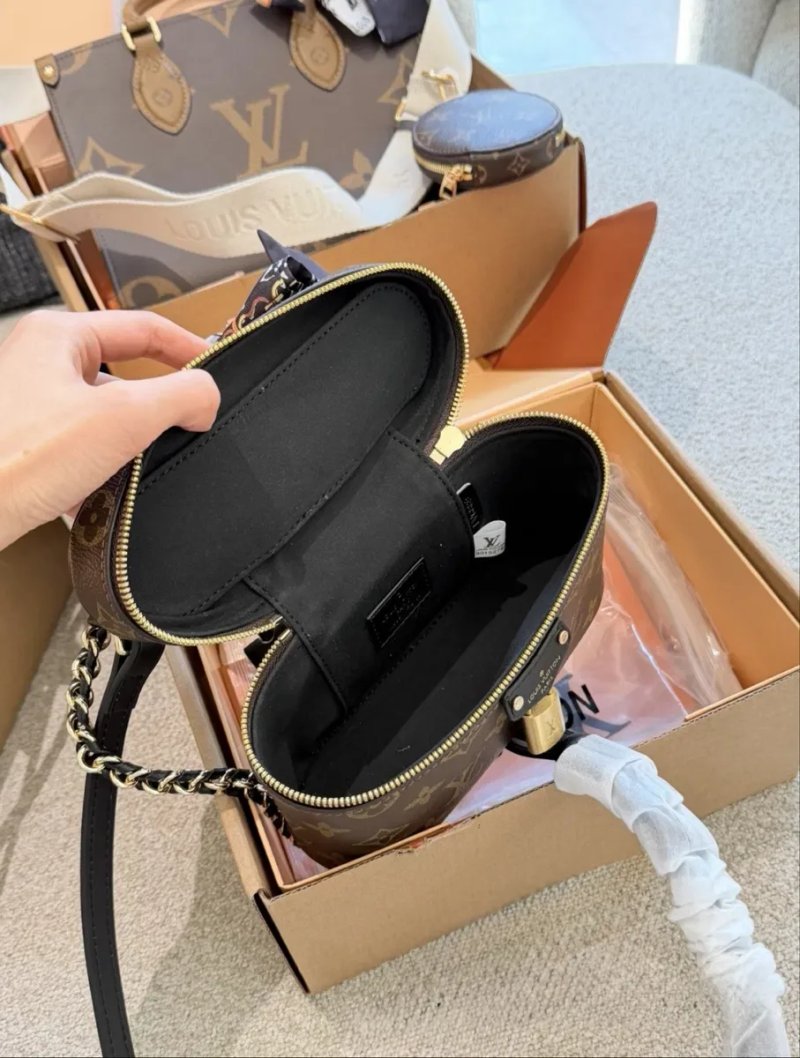 Сумка жіноча Louis Vuitton — фото 2