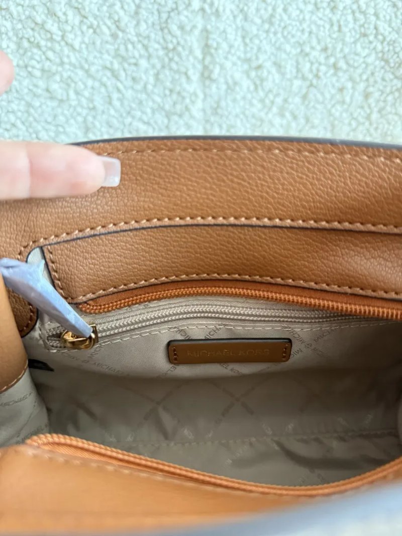 Сумка жіноча Michael Kors Hamilton — фото 7