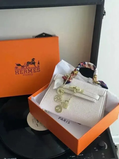 Сумочка Хермес жіноча шкіряна Повний комплект сумка Hermes Kelly біла через плече кросбоді