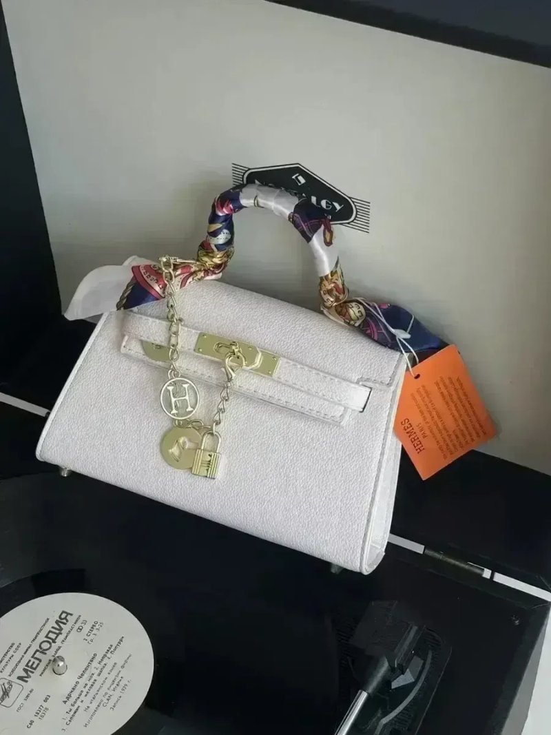 Сумочка Хермес жіноча шкіряна Повний комплект сумка Hermes Kelly біла через плече кросбоді — фото 5