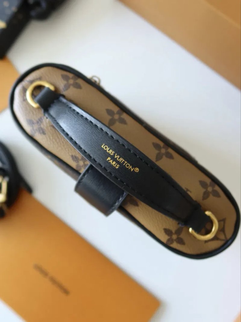 Сумочка жіноча коричнева Louis Vuitton Low Key Vanity Pouch луи витон сумка женская коричневая шкіряна шкіра натуральная кожа кожаная маленькая тренд — фото 5