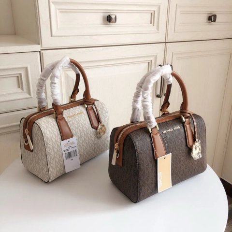 Сумочки Michael Kors під замовлення