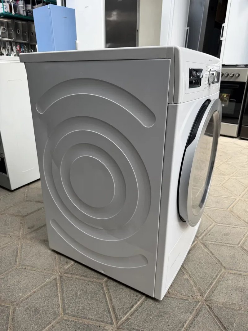 Сушильна машина Bosch WTY87701 — фото 2