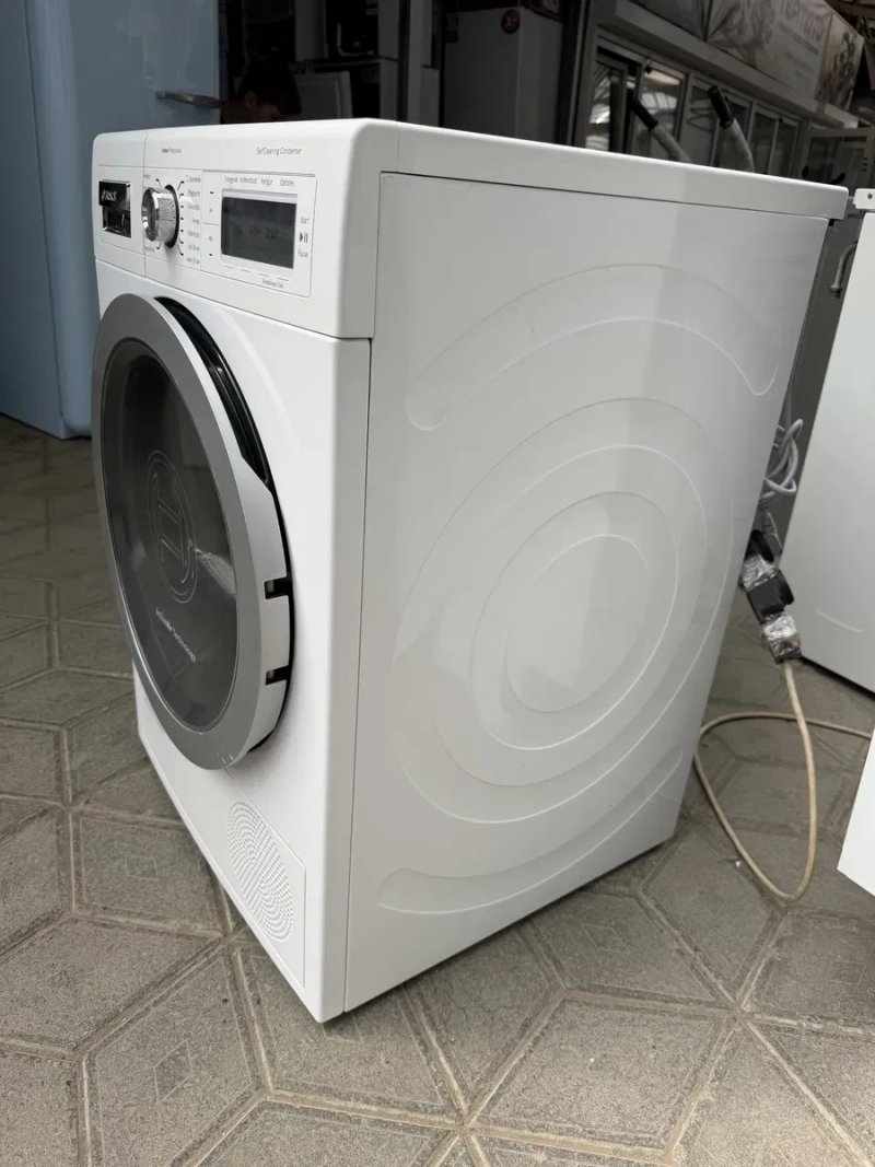 Сушильна машина Bosch WTY87701 — фото 3